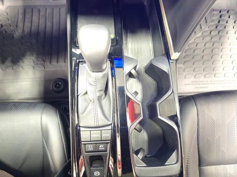 Used 2025 Toyota Camry XSE image 76