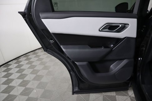 New 2026 Land Rover Range Rover Velar Dynamic SE image 28