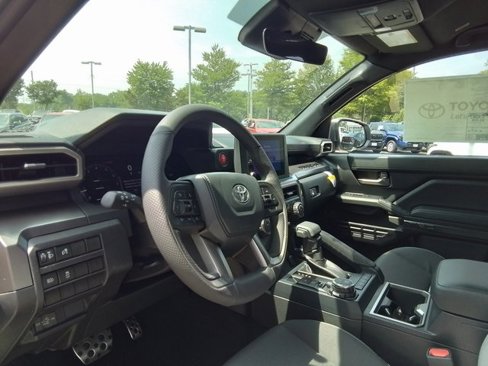 New 2025 Toyota Tacoma TRD Sport image 17