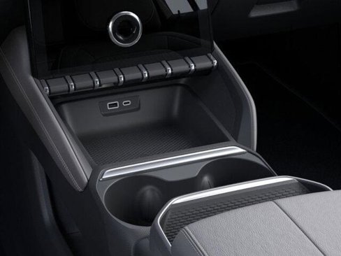 New 2025 GMC Terrain Elevation w/ Elevation Premium Package image 23