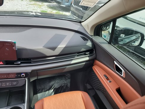 New 2026 Kia Carnival SX image 14