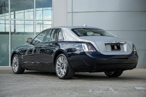 New 2025 Rolls-Royce Ghost image 12