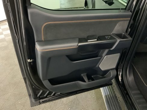 Used 2023 Ford F150 Platinum image 34