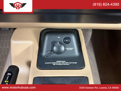 Used 1999 Jeep Wrangler Sahara image 32