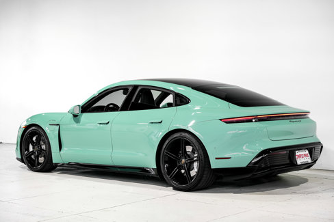 Used 2022 Porsche Taycan 4S image 8