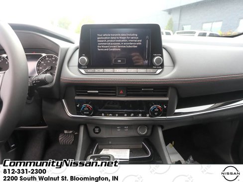 New 2026 Nissan Rogue SV image 14