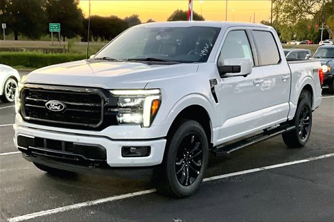 New 2025 Ford F150 Lariat image 2