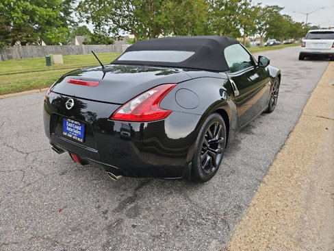 Used 2018 Nissan 370Z Touring image 6