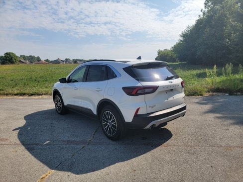 New 2025 Ford Escape SE image 8