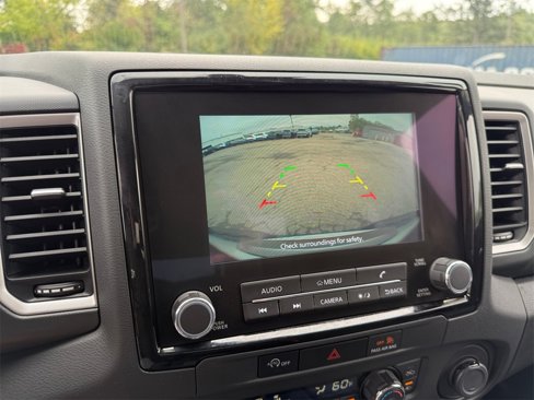 Used 2024 Nissan Frontier SV w/ SV Convenience Package image 29