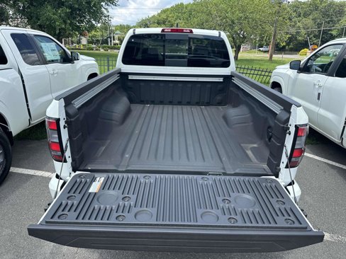 Used 2025 Nissan Frontier SV w/ SV Convenience Package image 31