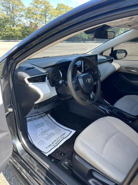 Used 2020 Toyota Corolla LE image 21