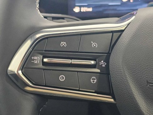 New 2026 Chevrolet Traverse LT w/ Enhanced Driving Package image 25