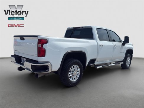 Used 2021 Chevrolet Silverado 2500 LT w/ Z71 Off-Road Package image 16