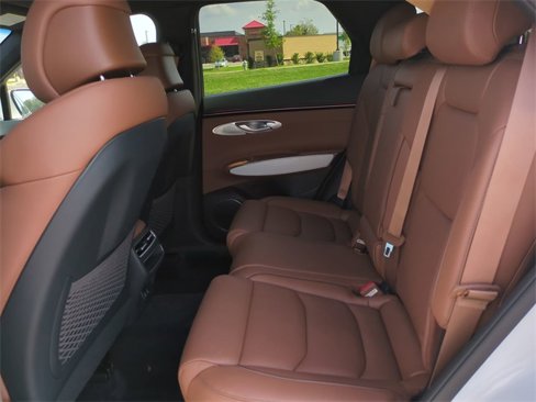 New 2026 Genesis GV70 2.5T Advanced image 12