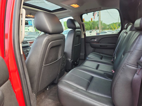 Used 2012 Chevrolet Avalanche LT w/ All-Star Edition image 24