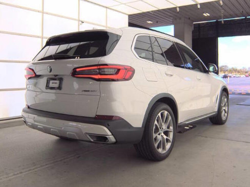 Used 2020 BMW X5 xDrive40i w/ Premium Package image 6