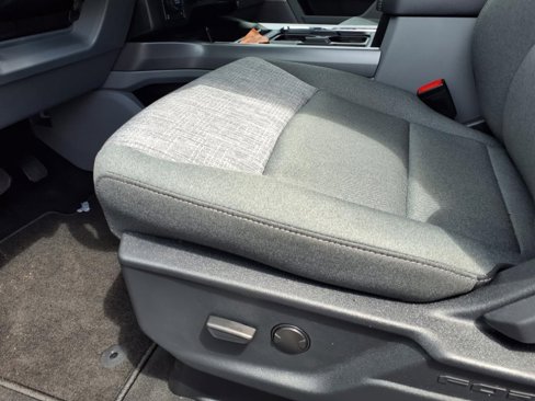 New 2025 Ford F250 XLT w/ Black Appearance Package image 14