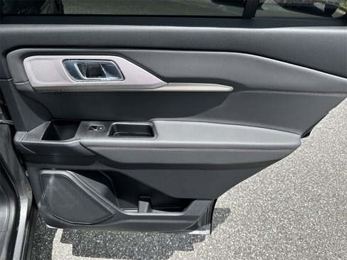 New 2025 Ford Explorer Active w/ Active Comfort Package image 17