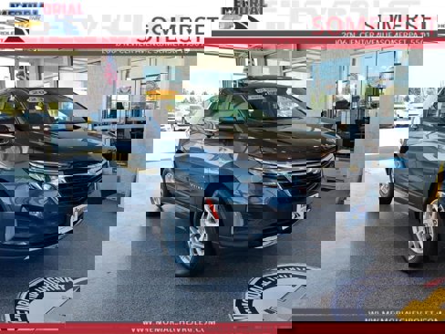 Used 2023 Chevrolet Equinox LT w/ Driver Convenience Package image 1