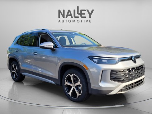 New 2025 Volkswagen Tiguan SE image 7
