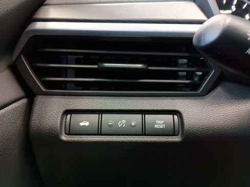 New 2025 Nissan Altima 2.5 SR image 22