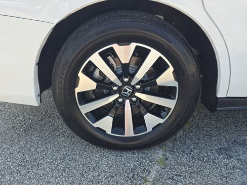 Used 2025 Honda Odyssey EX-L image 9
