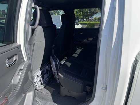 New 2025 Nissan Frontier PRO-4X image 19