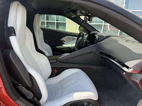 Used 2022 Chevrolet Corvette Stingray Preferred Cpe w/ Body-Color Dual Roof Package image 36
