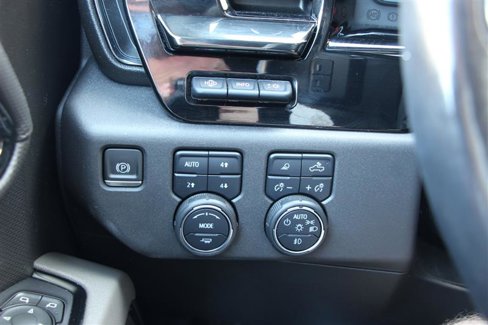 Used 2022 Chevrolet Silverado 1500 ZR2 image 24