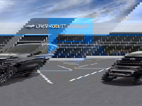 New 2026 Chevrolet Suburban Z71 image 8