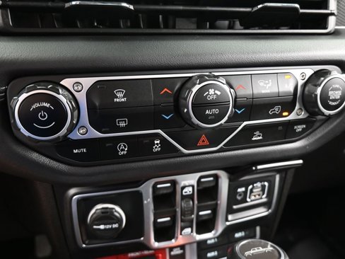 Used 2024 Jeep Gladiator Rubicon image 23