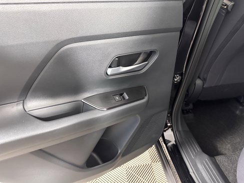 New 2026 Nissan Kicks SV image 19