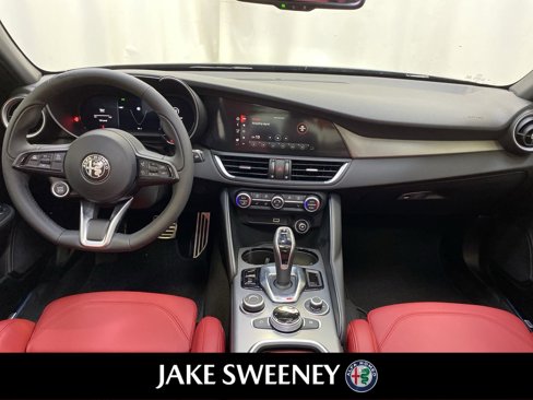 New 2024 Alfa Romeo Giulia Ti w/ Performance Driving Package image 14