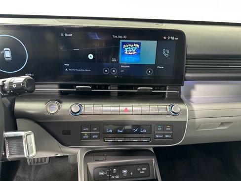 Certified 2025 Hyundai Kona Limited image 38