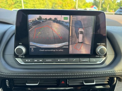 Used 2021 Nissan Rogue SL image 25