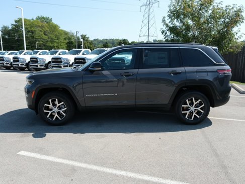 New 2025 Jeep Grand Cherokee Limited image 11