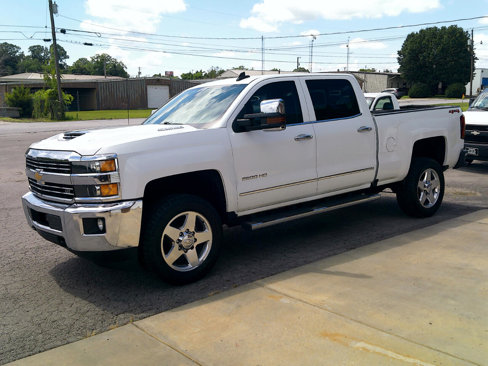 Used 2018 Chevrolet Silverado 2500 LTZ w/ Duramax Plus Package image 3