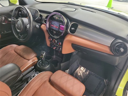 Certified 2023 MINI Cooper S w/ Signature Upholstery Package image 31