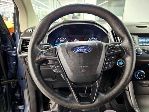 Used 2019 Ford Edge SE image 10