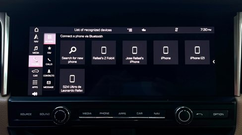 Used 2020 Porsche Macan image 31