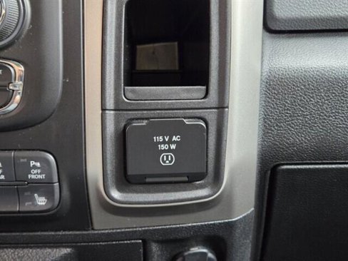 Used 2019 RAM 1500 Big Horn image 29