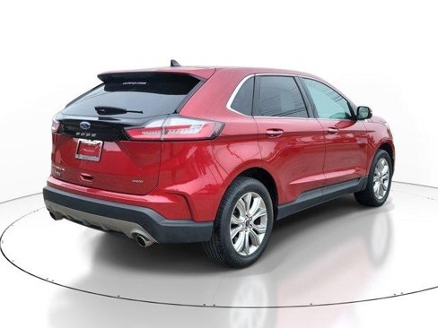Used 2024 Ford Edge Titanium image 4