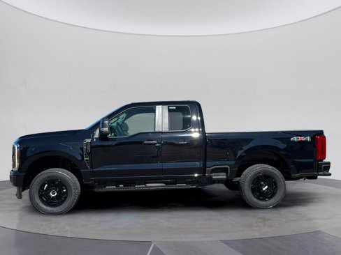 New 2026 Ford F250 4x4 SuperCab Super Duty image 2