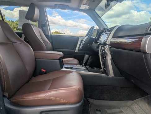 Used 2023 Toyota 4Runner Limited image 33