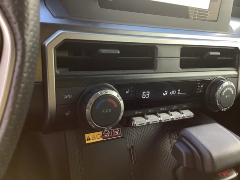 Used 2025 Toyota 4Runner 4WD image 18