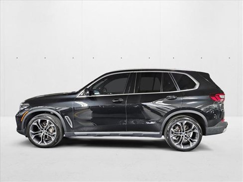 Used 2022 BMW X5 sDrive40i w/ Parking Assistance Package image 9