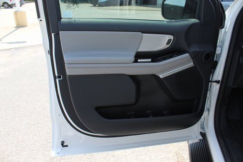 New 2025 Ford Expedition Active image 6