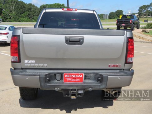 Used 2012 GMC Sierra 2500 Denali w/ Suspension Package, Off-Road image 5