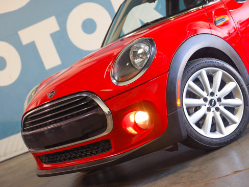 Used 2019 MINI Cooper 2-Door Hardtop image 7